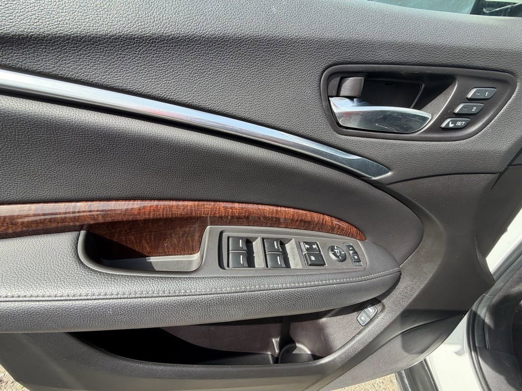 Used 2020 Acura MDX SH-AWD image 22