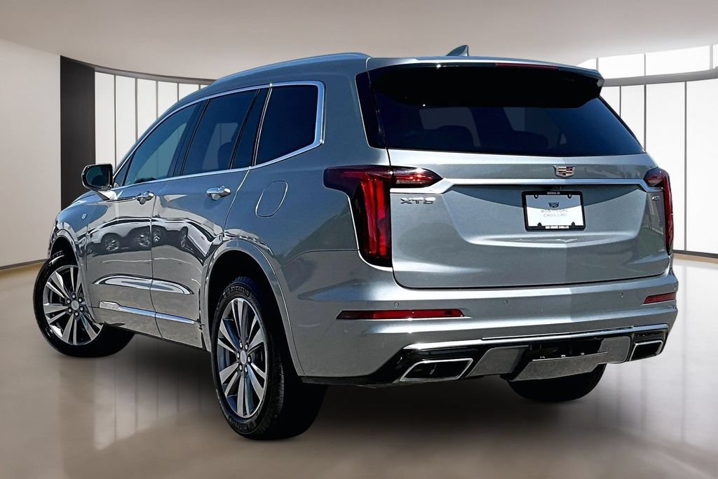Certified 2025 Cadillac XT6 Premium Luxury AWD/4WD image 12