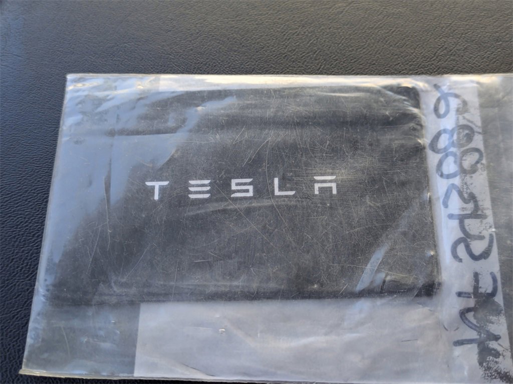 Used 2022 Tesla Model Y Performance image 32