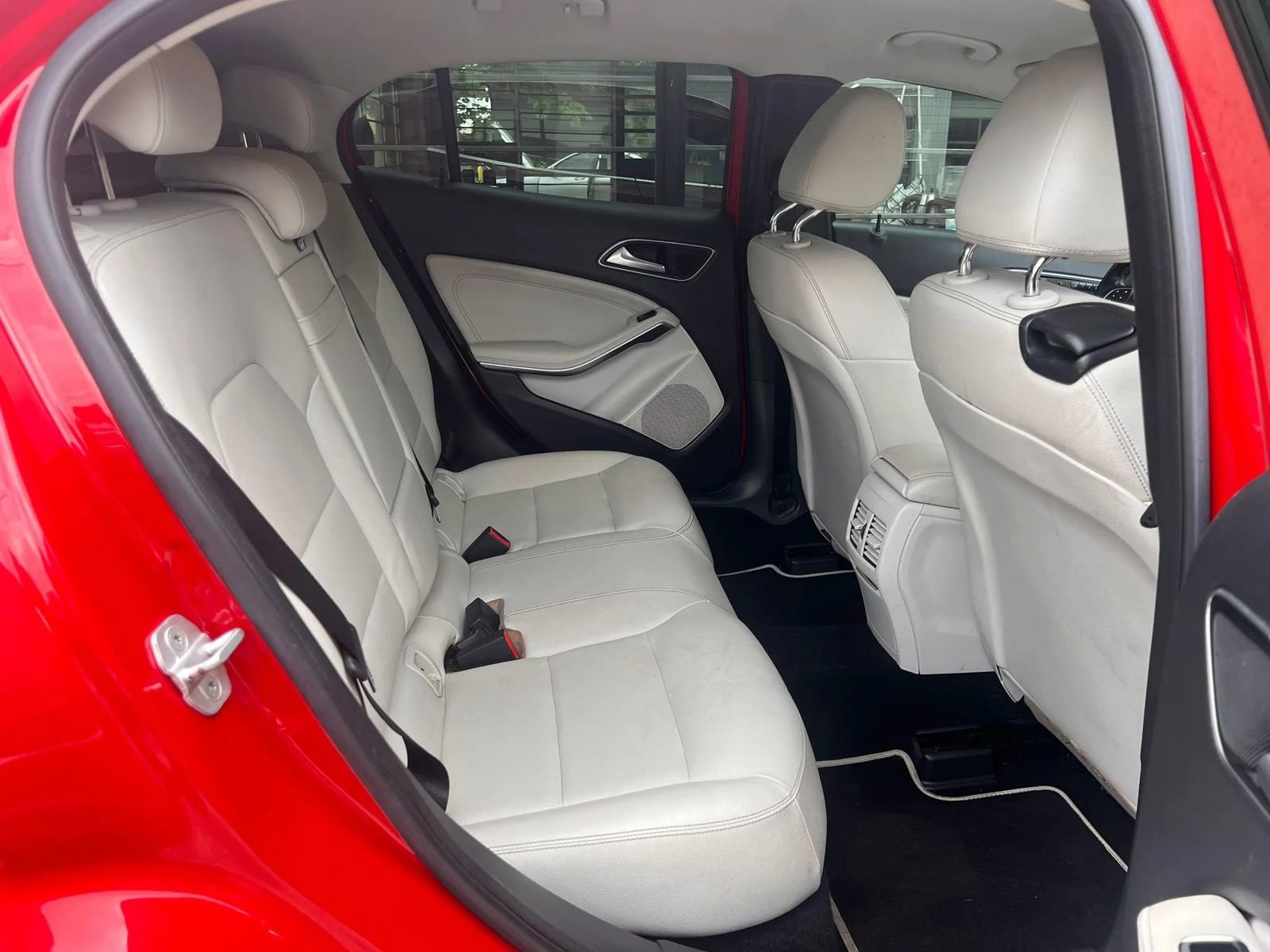 Used 2016 Mercedes-Benz GLA 250 4MATIC image 32