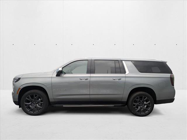 New 2025 Chevrolet Suburban Premier image 5