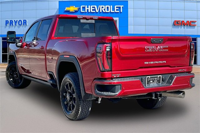Used 2025 GMC Sierra 3500 AT4 w/ AT4 Premium Plus Package image 4