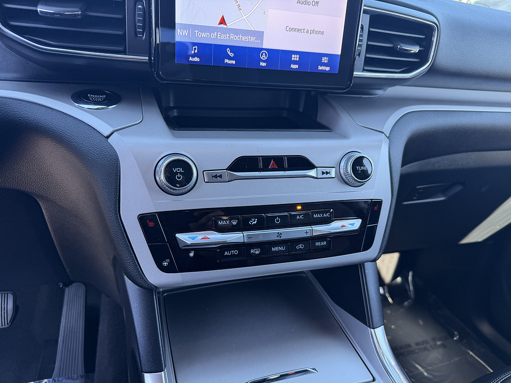 Certified 2023 Ford Explorer XLT w/ Equipment Group 202A AWD/4WD image 18