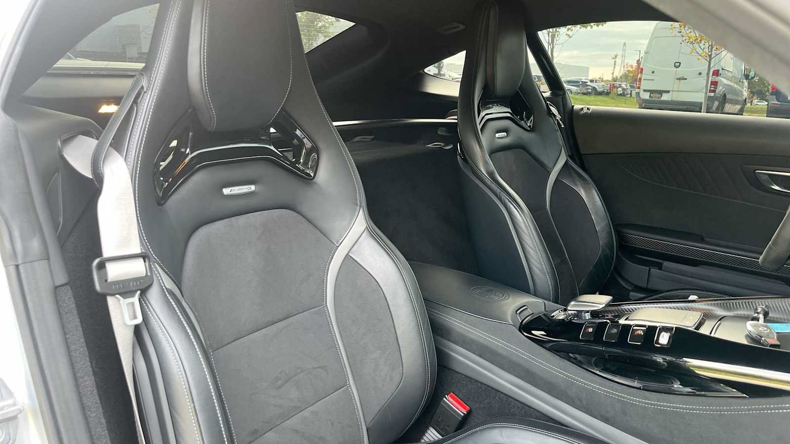 Used 2020 Mercedes-Benz AMG GT R image 29