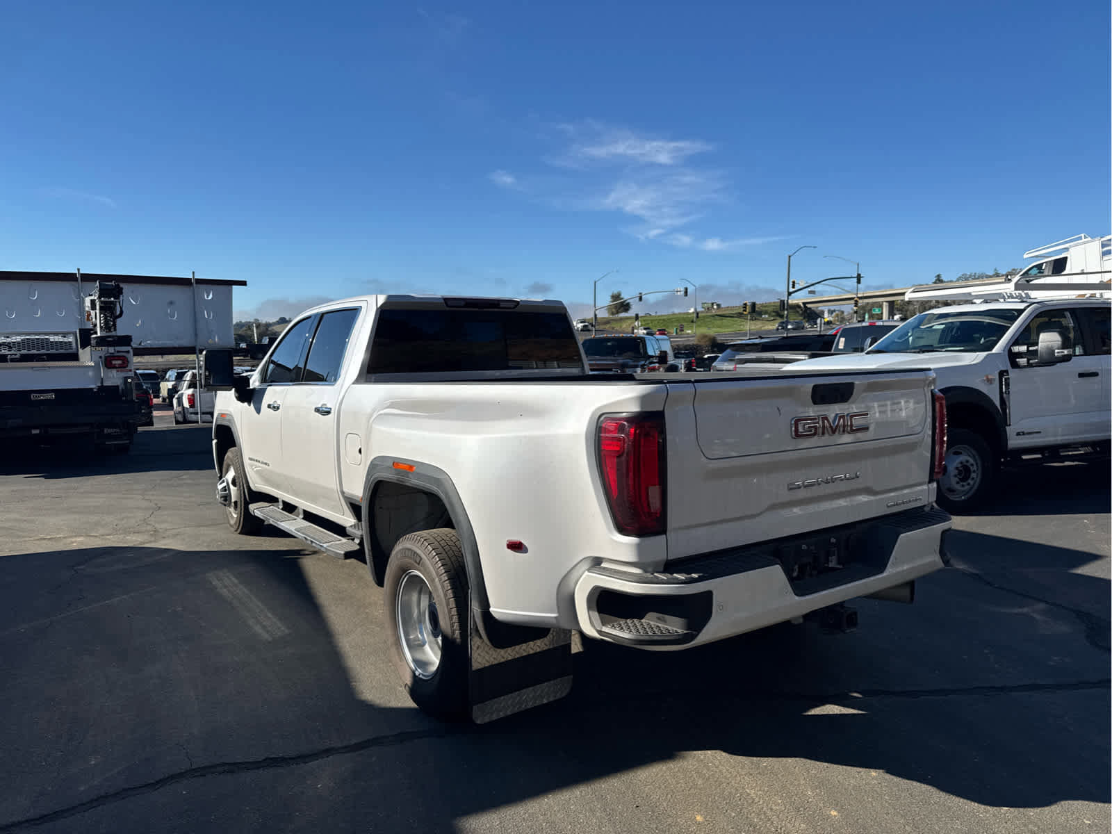 Used 2021 GMC Sierra 3500 Denali image 7