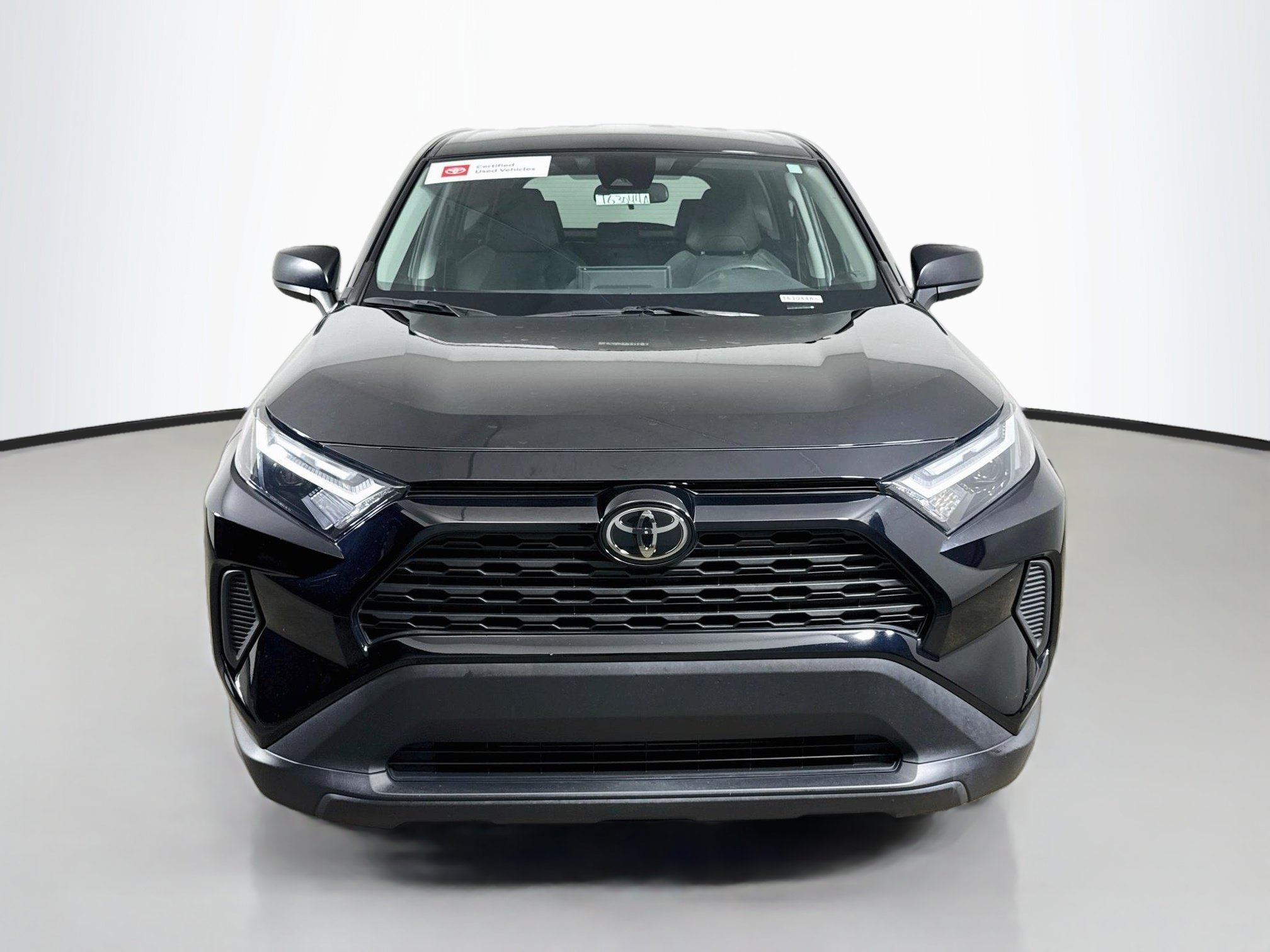 Used 2024 Toyota RAV4 LE AWD/4WD image 2