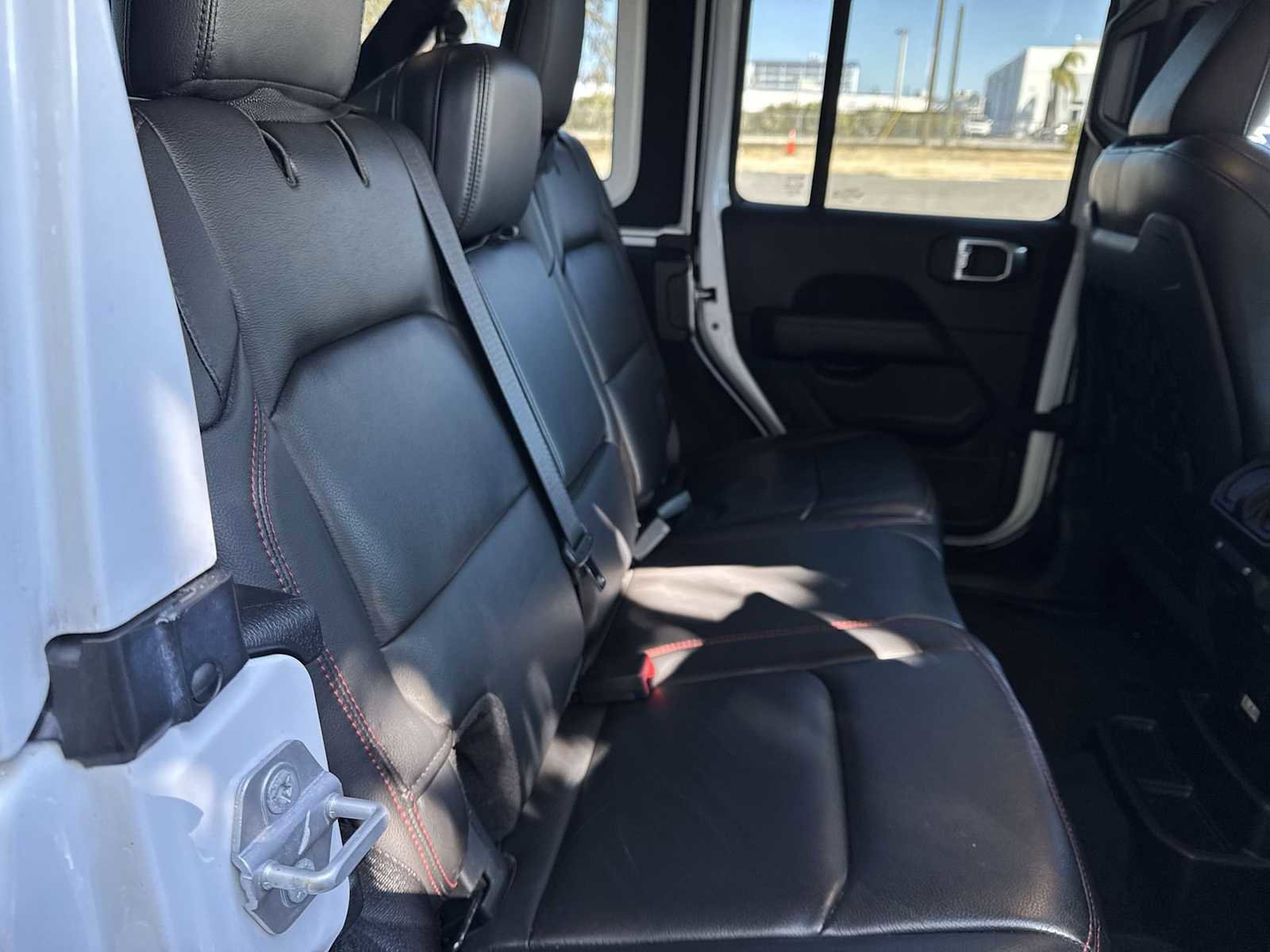 Used 2019 Jeep Wrangler Unlimited Rubicon image 19