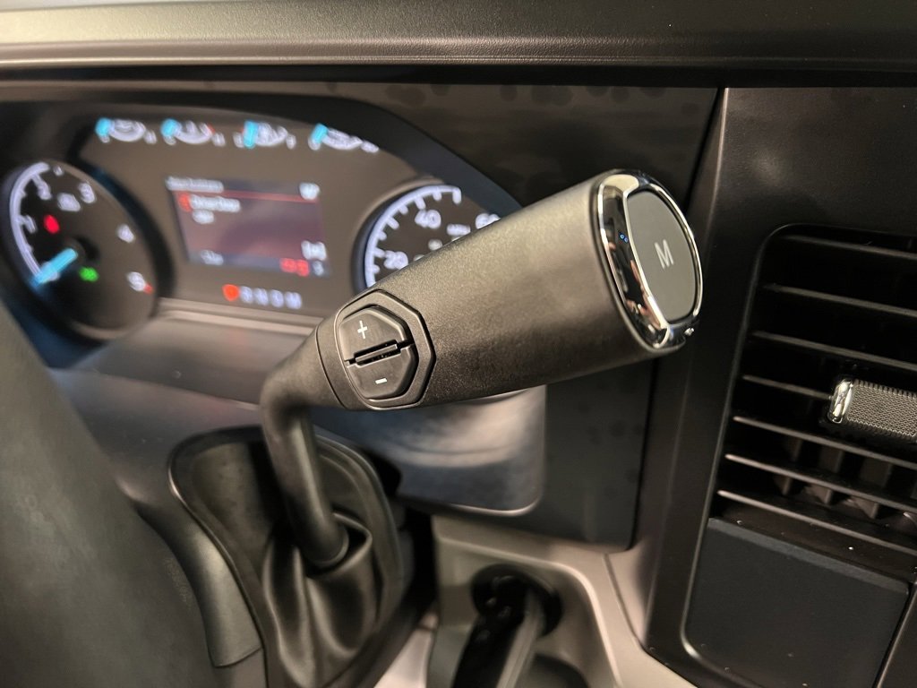 New 2026 Ford F550 4x4 Crew Cab image 17