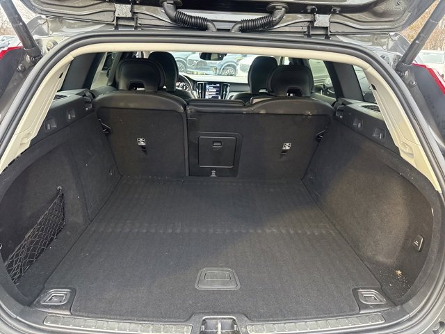 Used 2021 Volvo V60 T5 Cross Country w/ Protection Package image 7
