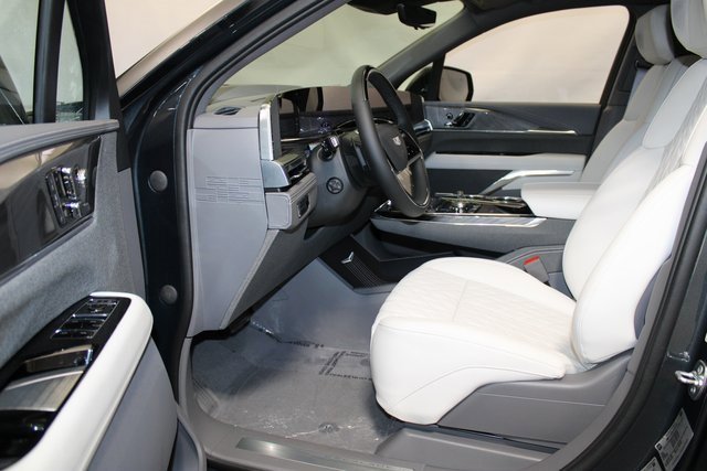 New 2025 Cadillac Escalade IQ Luxury 1 image 4