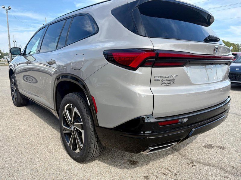 New 2026 Buick Enclave Sport Touring image 8