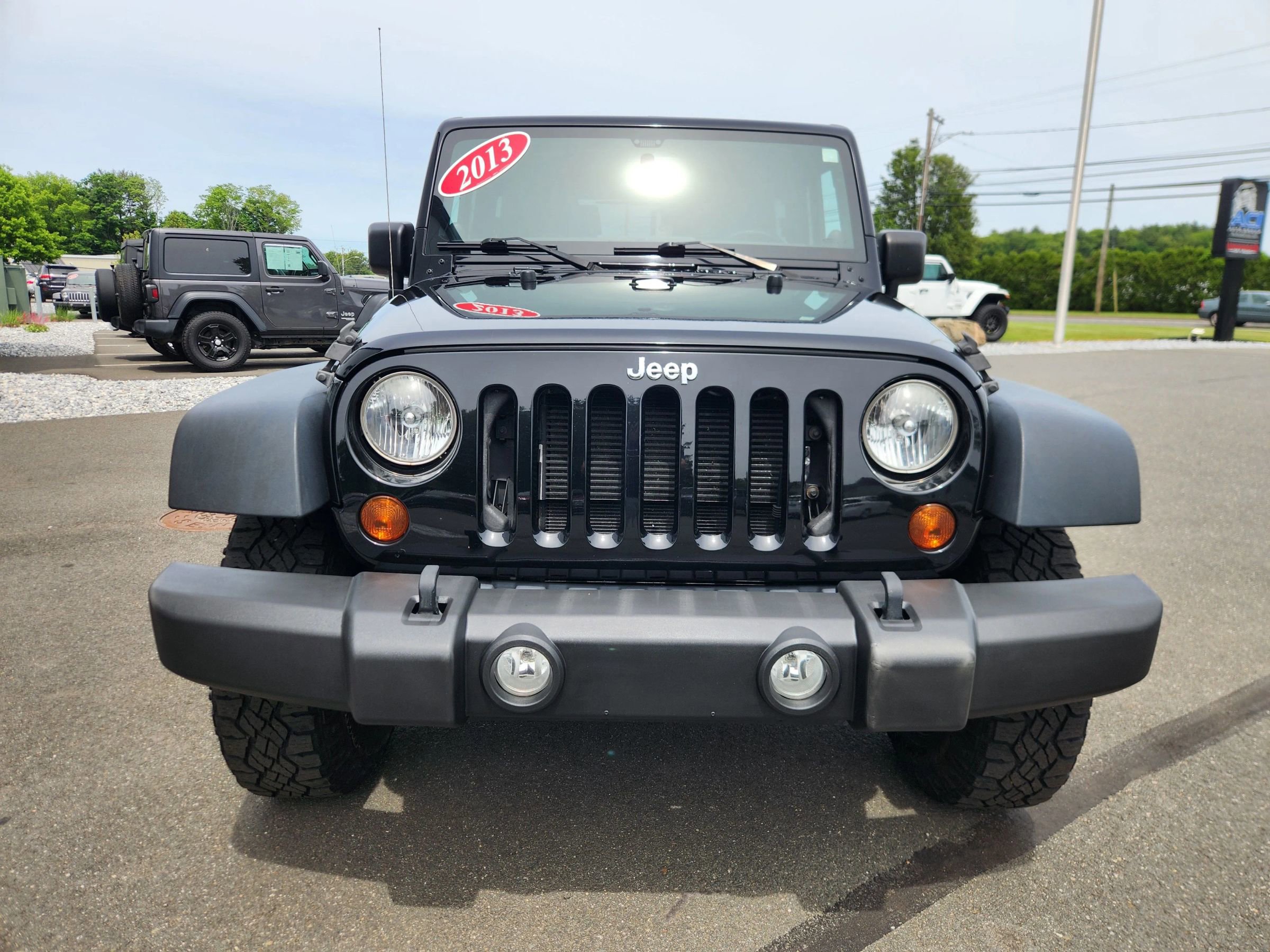 Used 2013 Jeep Wrangler Rubicon w/ Dual Top Group AWD/4WD image 16