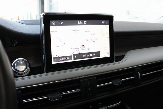 Used 2020 Lincoln Corsair Reserve image 18