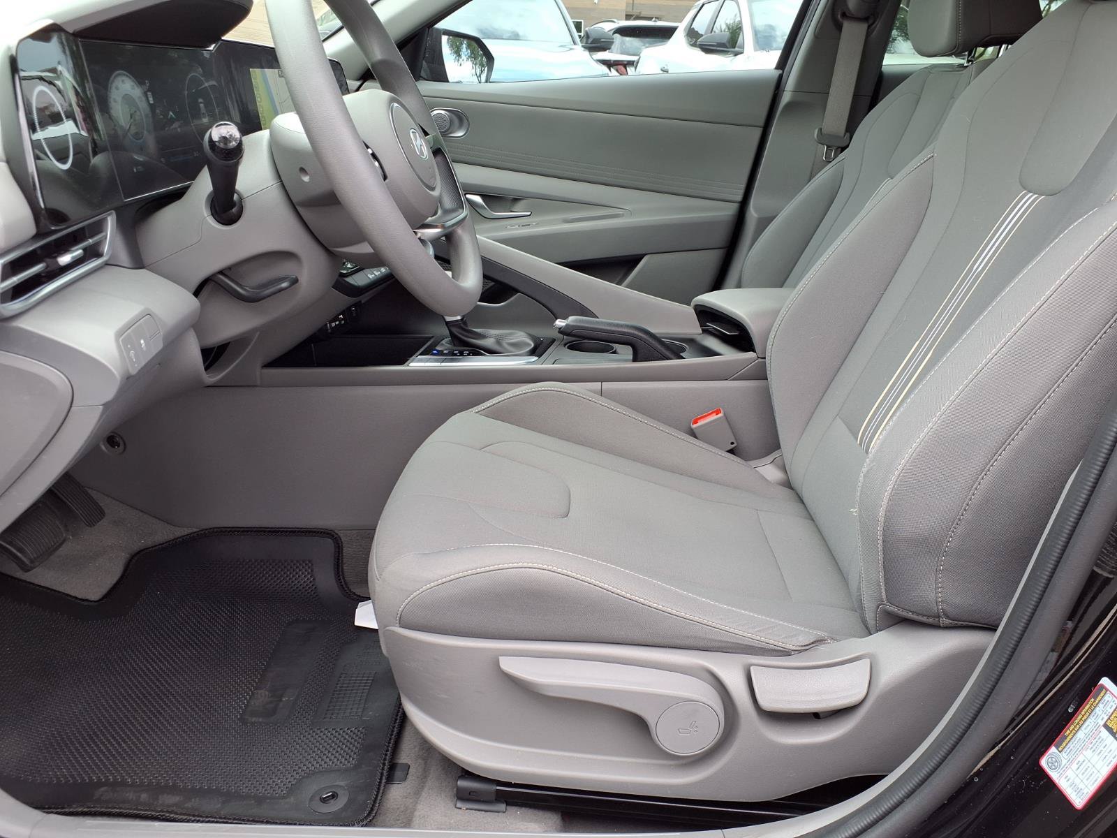 Certified 2024 Hyundai Elantra SEL FWD image 22