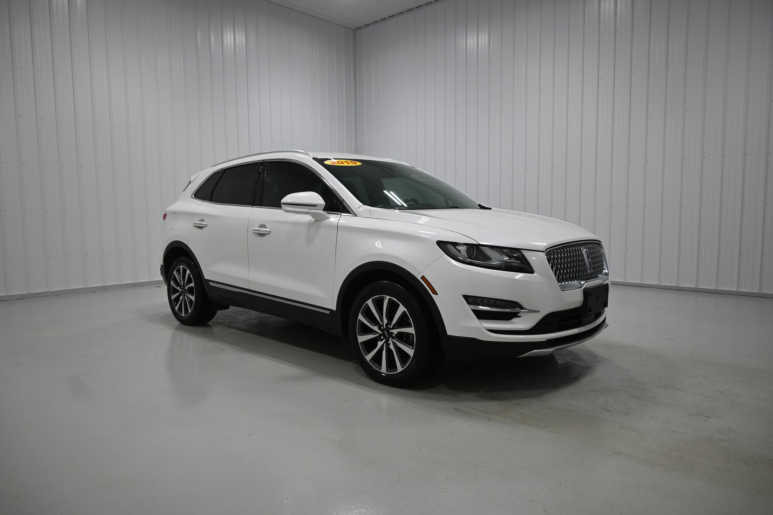 Used 2019 Lincoln MKC Reserve AWD/4WD image 3