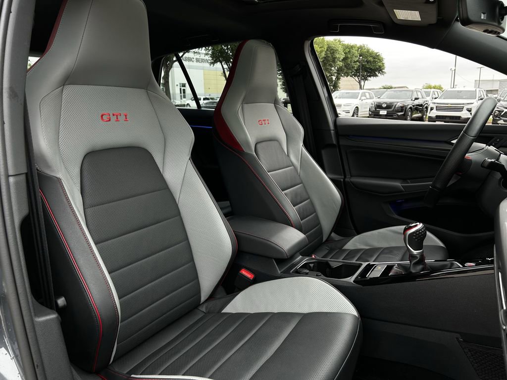 Used 2024 Volkswagen GTI Autobahn FWD image 29