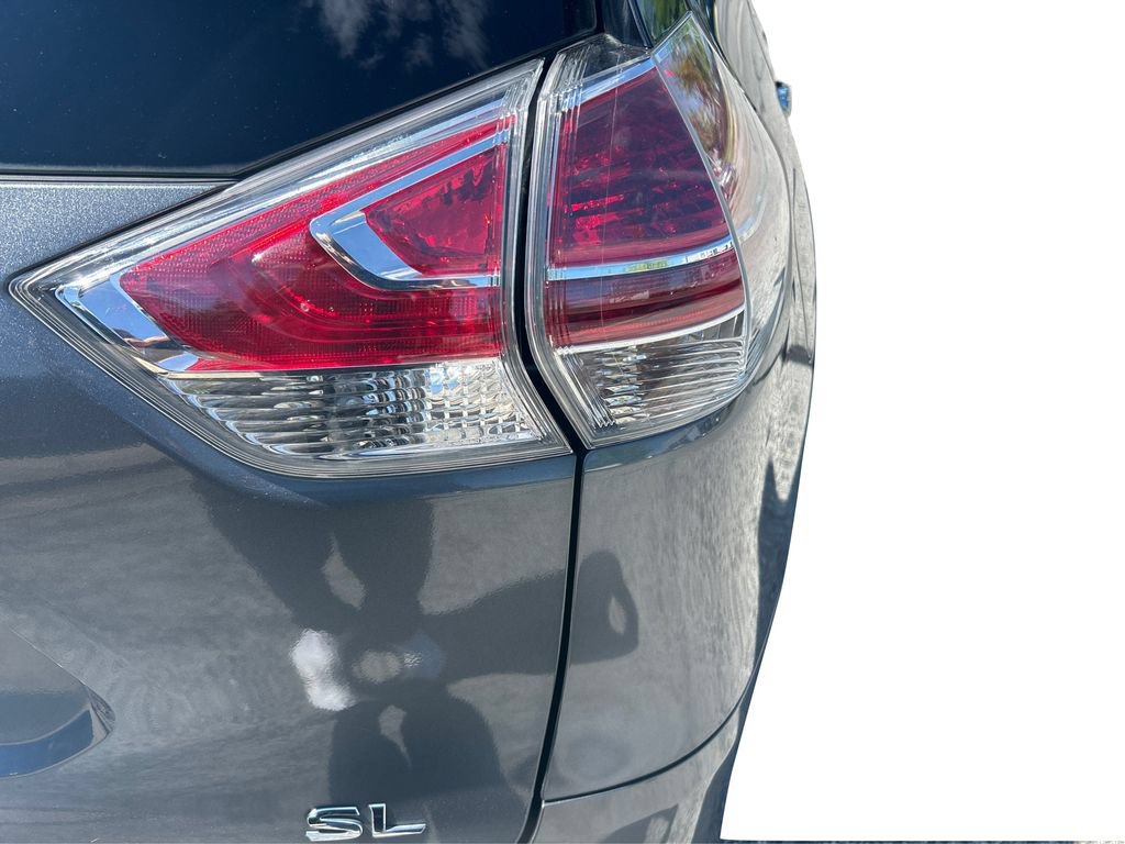 Used 2016 Nissan Rogue SL w/ SL Premium Package FWD image 33