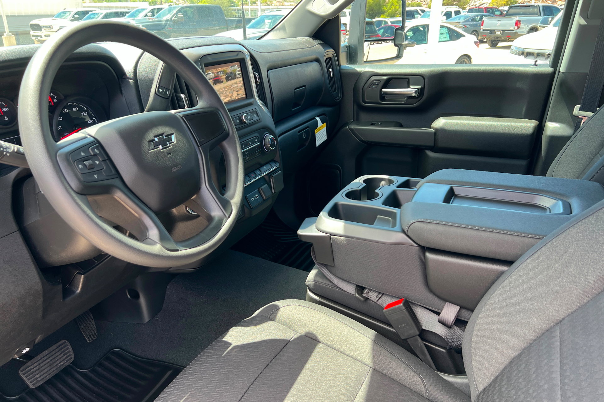 New 2026 Chevrolet Silverado 2500 Custom w/ Custom Value Package AWD/4WD image 16