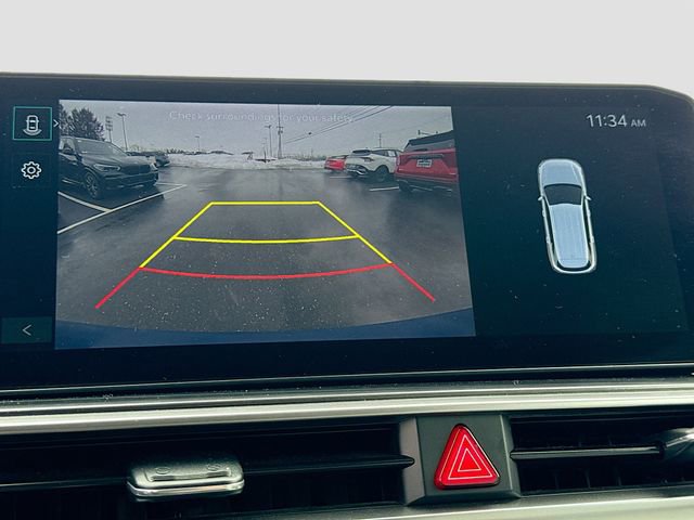 Used 2025 Kia Sorento S image 16