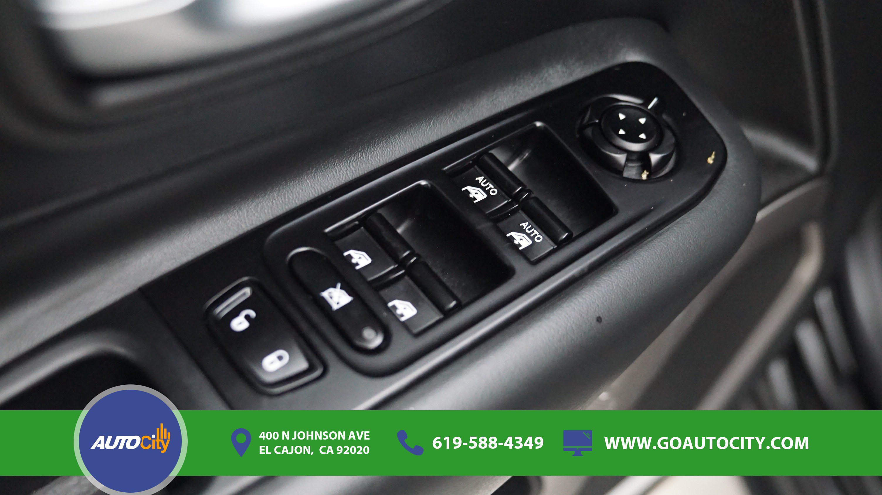 Used 2022 Jeep Renegade Limited AWD/4WD image 18