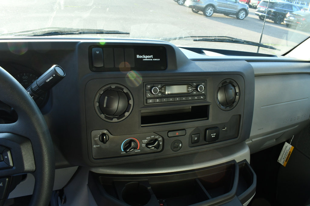 New 2027 Ford E-350 and Econoline 350 Super Duty w/ Power Equipment Group RWD image 8