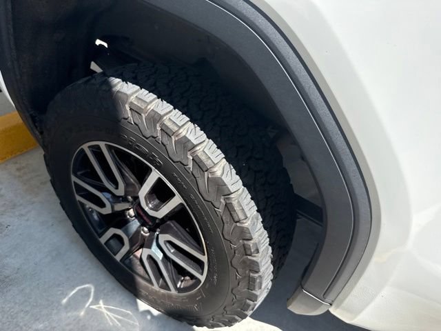 Used 2021 GMC Sierra 1500 AT4 AWD/4WD image 16