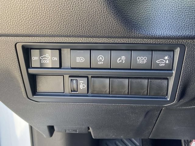 Used 2024 Toyota Tundra SR5 w/ SR5 Convenience Package AWD/4WD image 32