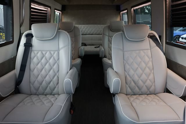 Used 2020 Mercedes-Benz Sprinter 2500 image 3