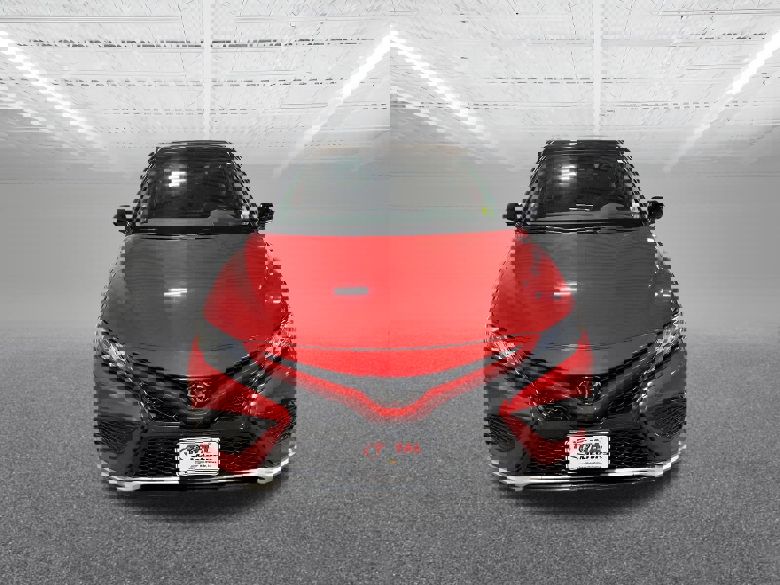 Used 2024 Toyota Camry XSE w/ Navigation Package image 4