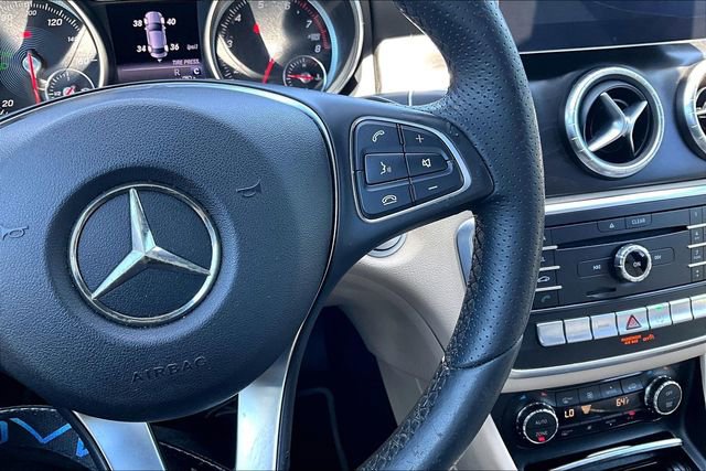 Used 2018 Mercedes-Benz CLA 250 image 11
