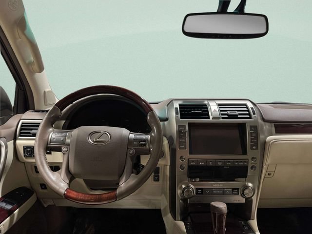 Used 2016 Lexus GX 460 w/ Premium Package AWD/4WD image 10