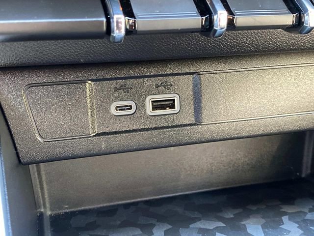 Used 2024 Chevrolet Colorado Trail Boss image 26