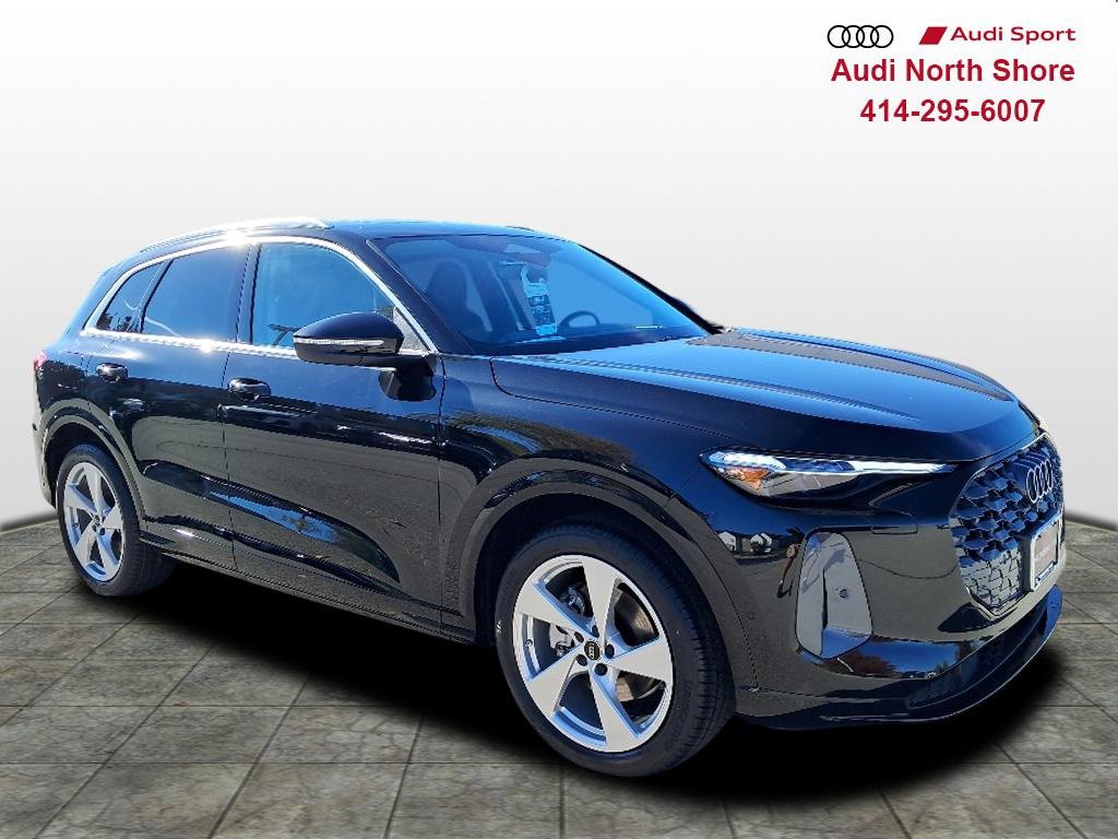 New 2025 Audi Q5 Prestige image 1