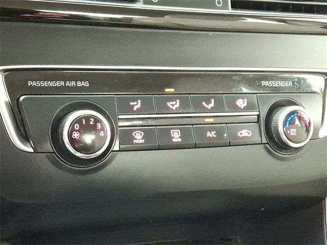 Used 2016 Kia Optima LX w/ LX Convenience Package image 17