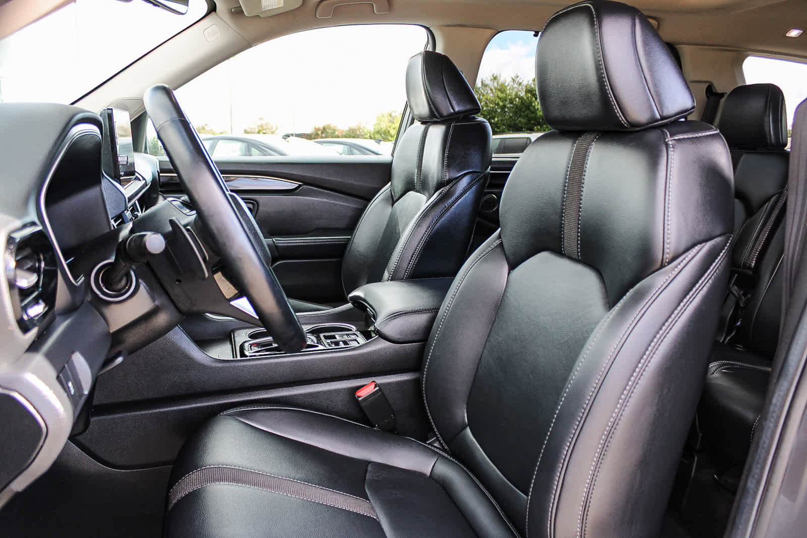 Certified 2025 Honda Pilot Touring image 16