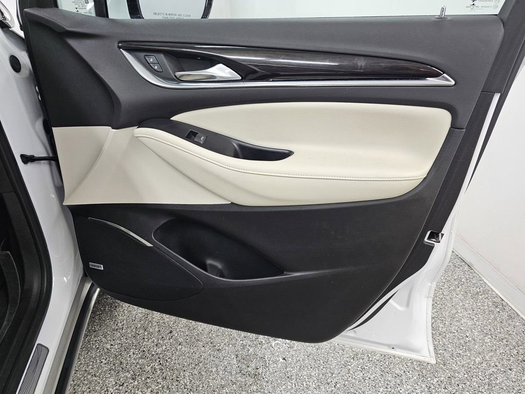 Used 2022 Buick Enclave Premium w/ Experience Buick Package image 21