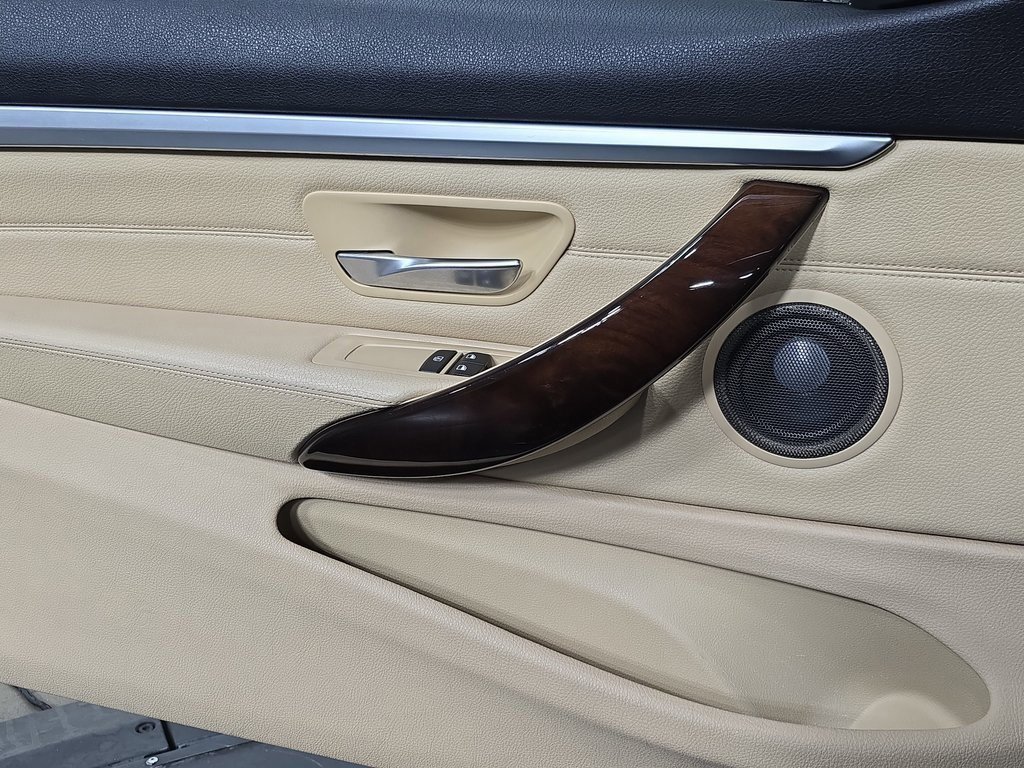 Used 2015 BMW 428i Coupe image 22