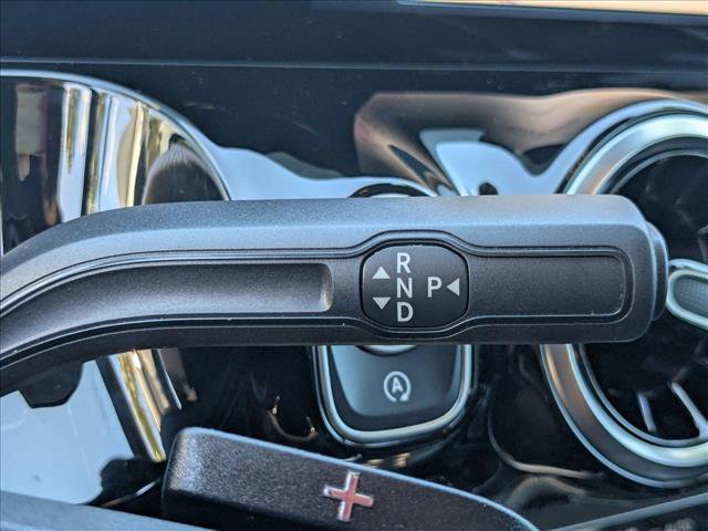 Used 2025 Mercedes-Benz GLA 250 image 12