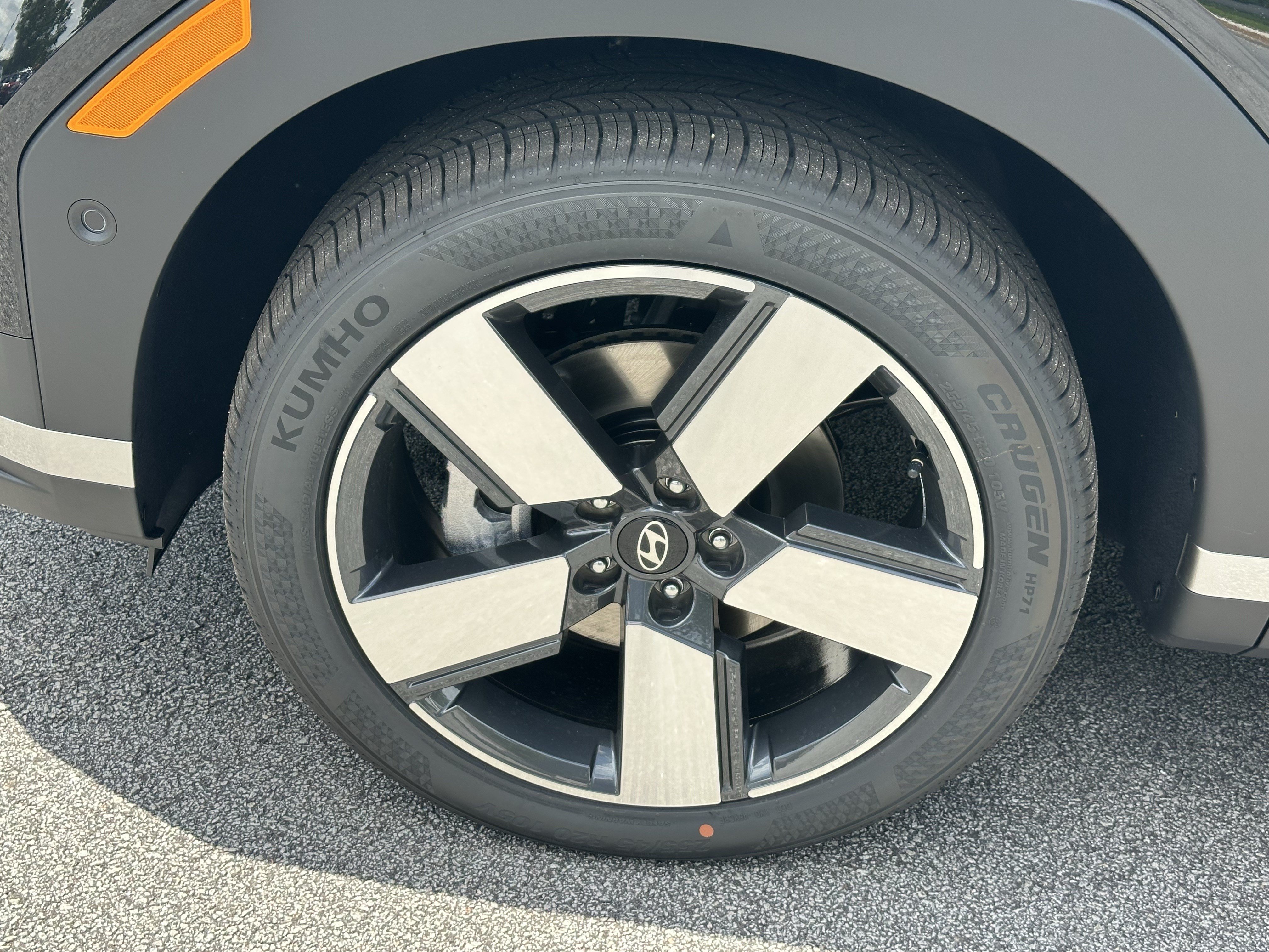 New 2026 Hyundai Santa Fe Limited w/ Tow & Go Package FWD image 13