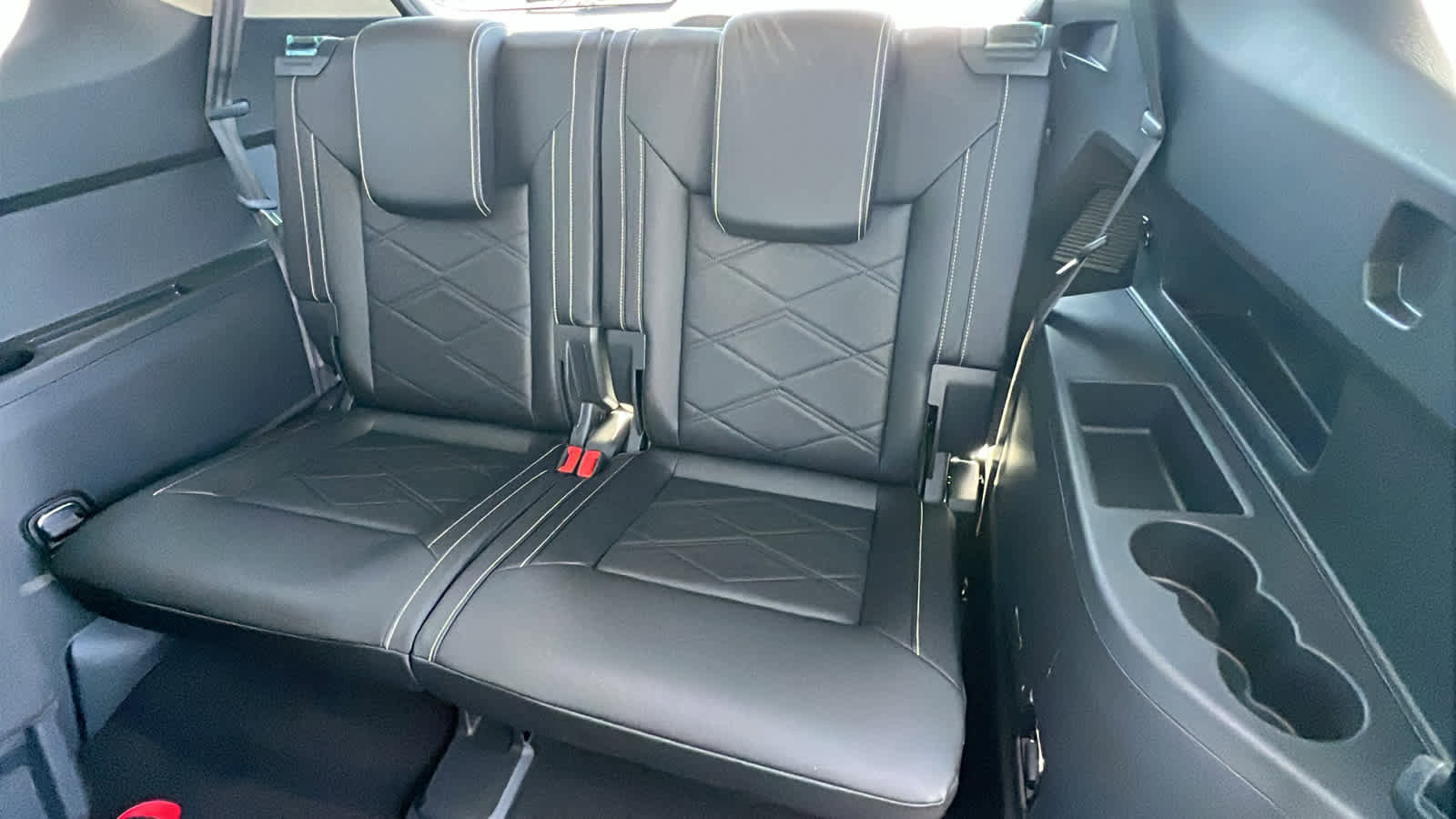 New 2026 Volkswagen Atlas SE image 31