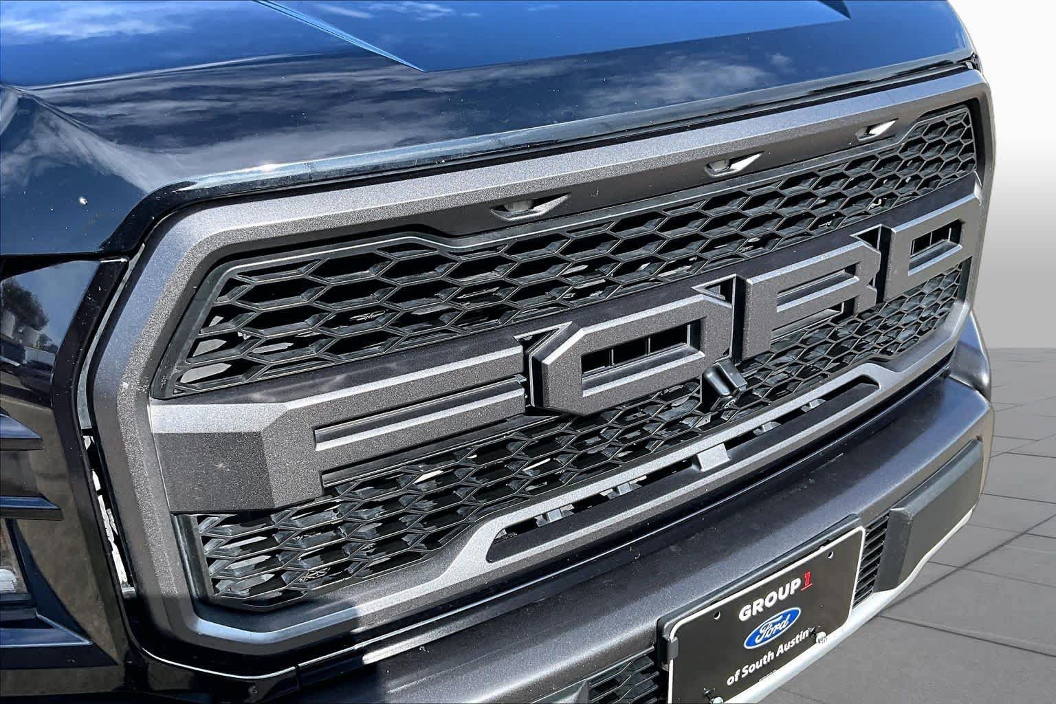 Used 2020 Ford F150 Raptor w/ Equipment Group 802A Luxury AWD/4WD image 30
