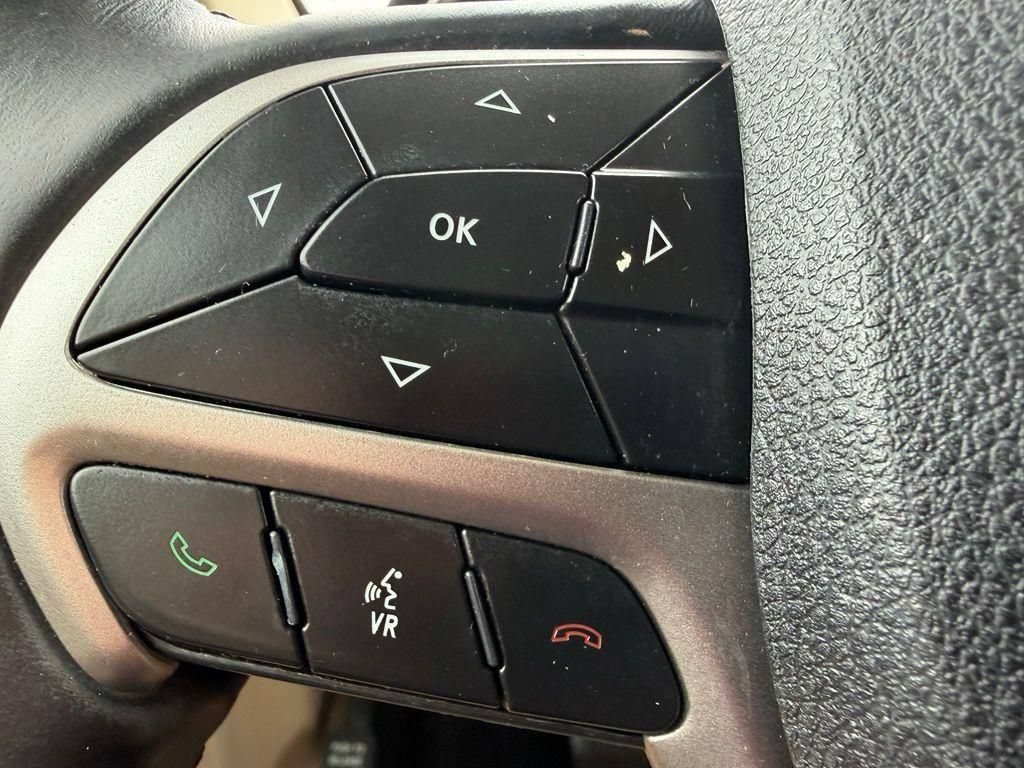 Used 2018 Jeep Grand Cherokee Limited RWD image 16