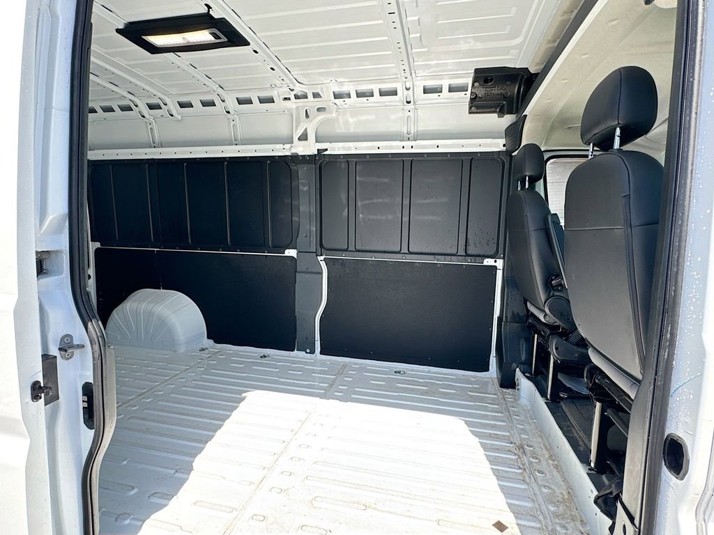 Used 2026 RAM ProMaster 2500 w/ Convenience Group FWD image 12