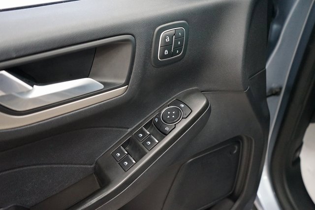 Used 2022 Ford Escape SEL w/ Technology Package image 22