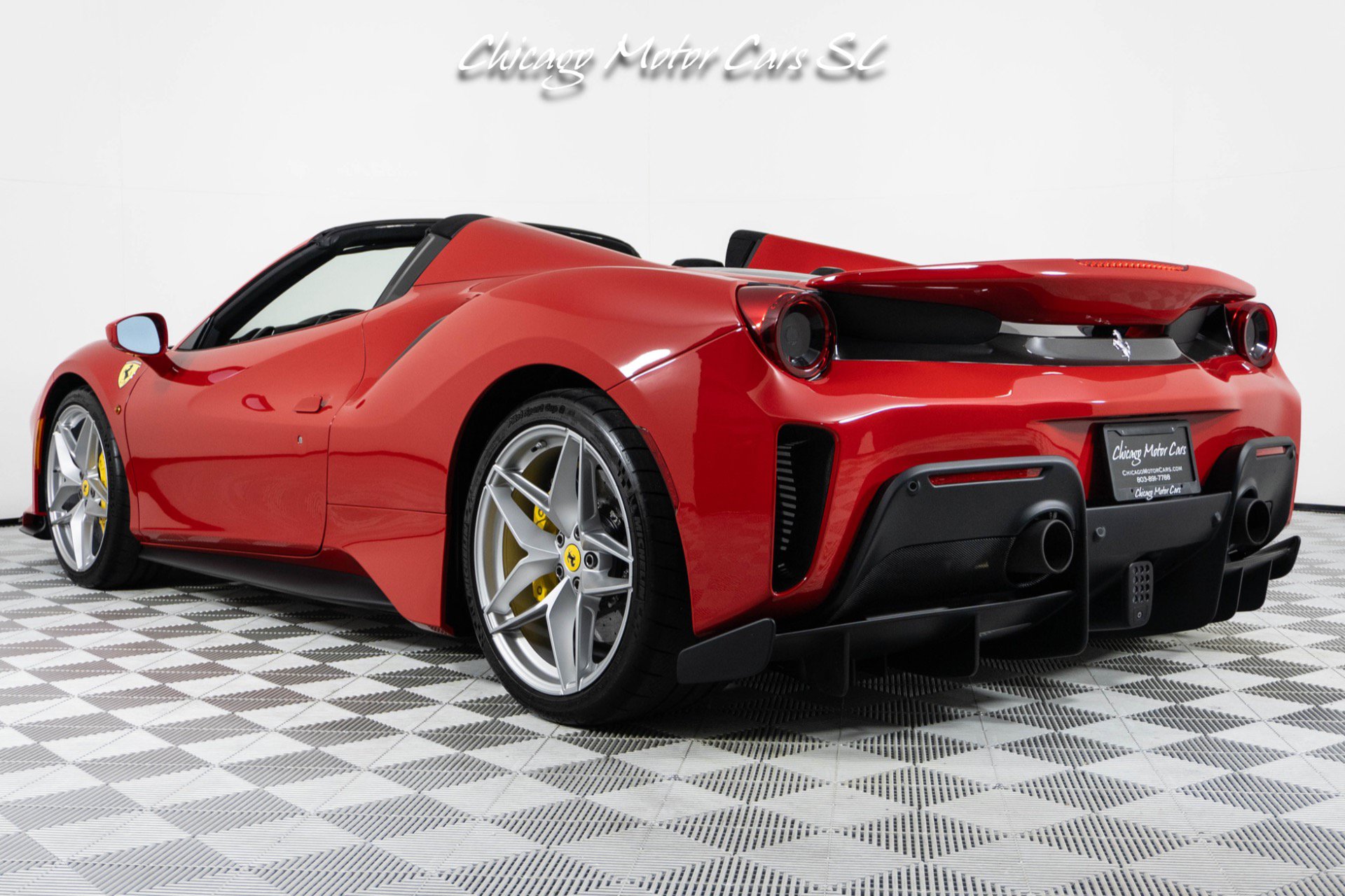 Used 2020 Ferrari 488 Pista Spider RWD image 24