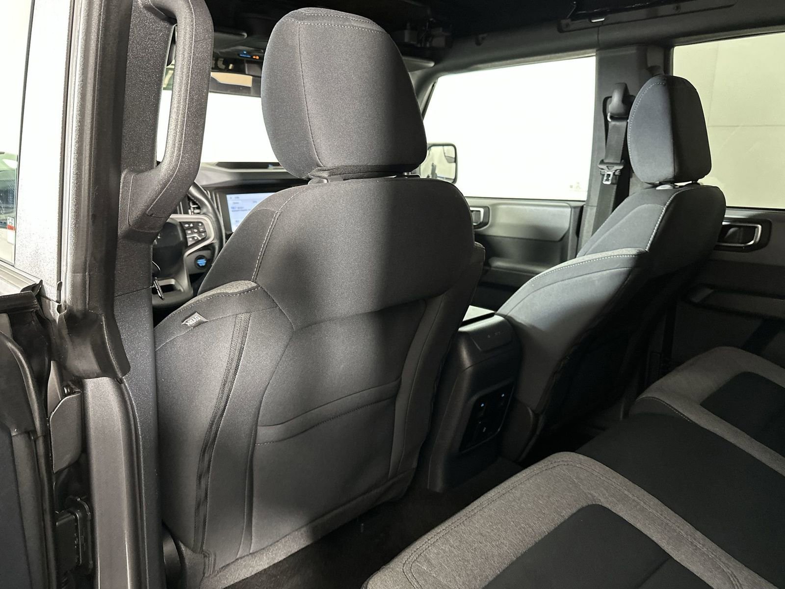 Used 2022 Ford Bronco Big Bend image 28