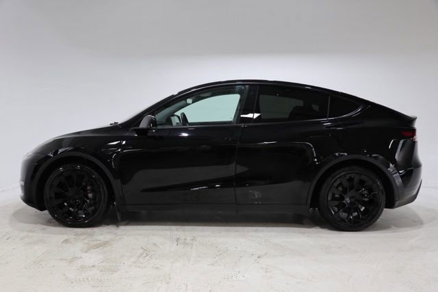 Used 2021 Tesla Model Y Long Range image 4