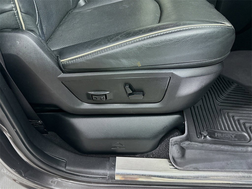 Used 2017 RAM 3500 Laramie Longhorn image 24