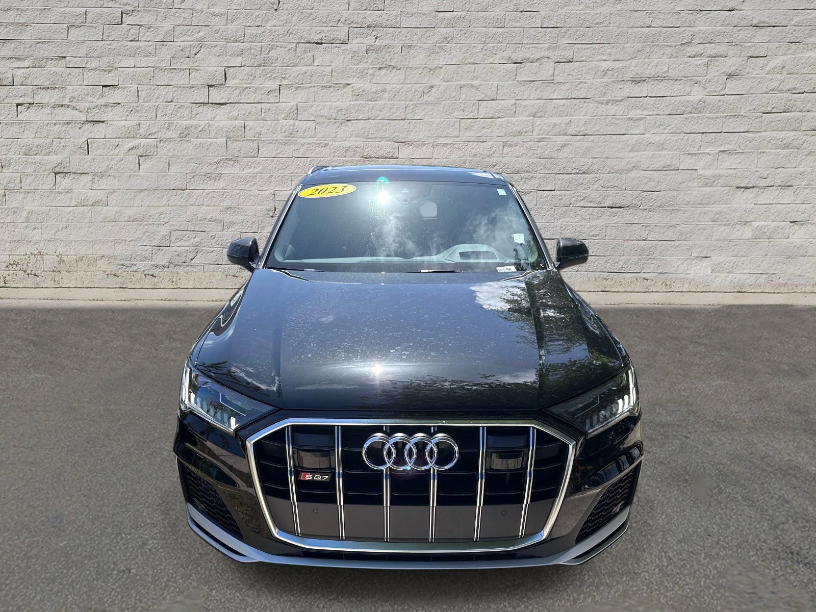 Used 2023 Audi SQ7 Prestige w/ Prestige Package AWD/4WD image 2