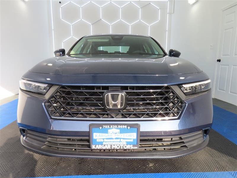 Used 2024 Honda Accord EX image 3